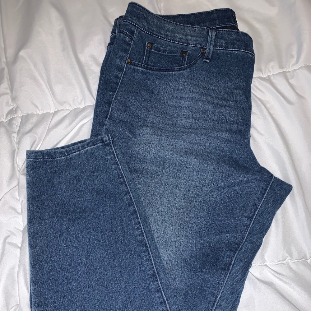 Kardashian leggings size 14! 🔥🔥